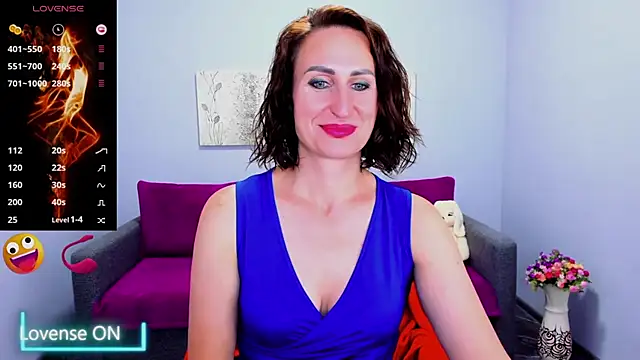 Nia Smithh online show from September 24, 2025, 12:19 pm