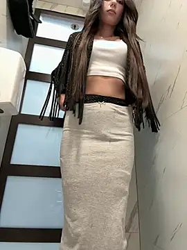  MiaQueen  online show from February 16, 2026, 10:39 pm