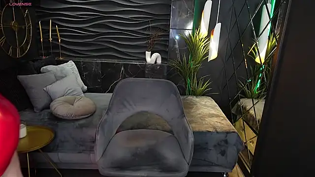 KylieMellow online show from January 20, 2025, 7:57 pm