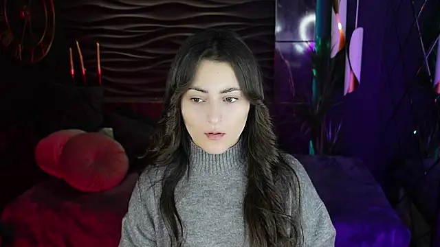 Snapshot of KylieMellow chatting on November 11, 2025, 5:29 am KylieMellow online show from November 11, 2025, 5:29 am