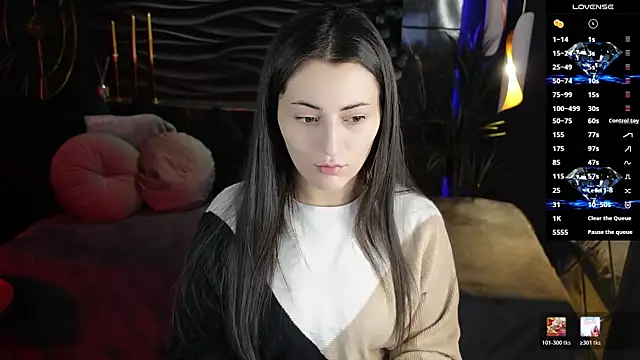 Snapshot of KylieMellow chatting on January 9, 2026, 5:21 am KylieMellow online show from January 9, 2026, 5:21 am