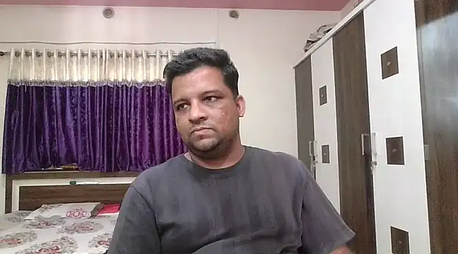 dhruv love online show from March 17, 2025, 11:10 am