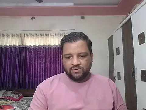 Snapshot of dhruv_love chatting on May 19, 2026, 8:20 am dhruv love online show from May 19, 2026, 8:20 am