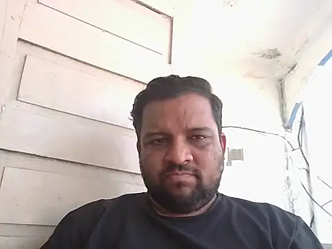 Snapshot of dhruv_love chatting on May 25, 2026, 5:13 am dhruv love online show from May 25, 2026, 5:13 am