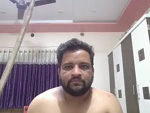 Snapshot of dhruv_love chatting on May 29, 2026, 7:23 pm dhruv love online show from May 29, 2026, 7:23 pm