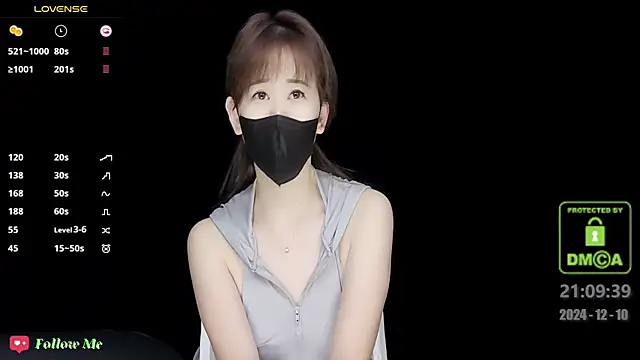 Snapshot of melia_Z chatting on December 10, 2024, 1:11 pm melia Z online show from December 10, 2024, 1:11 pm