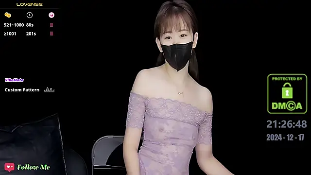 Snapshot of melia_Z chatting on December 17, 2024, 1:27 pm melia Z online show from December 17, 2024, 1:27 pm