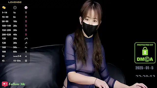 Snapshot of melia_Z chatting on January 5, 2025, 2:30 pm melia Z online show from January 5, 2025, 2:30 pm