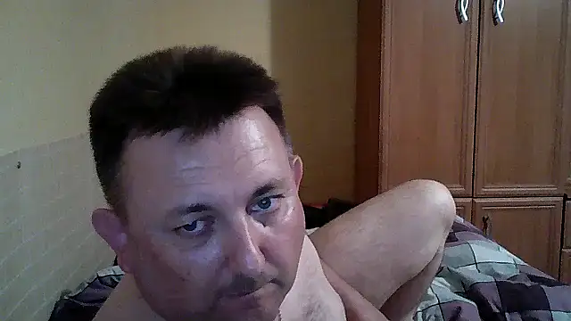 Snapshot of Novy73 chatting on June 9, 2026, 11:27 pm Novy73 online show from June 9, 2026, 11:27 pm