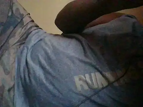 honeyswit online show from December 19, 2025, 12:23 pm