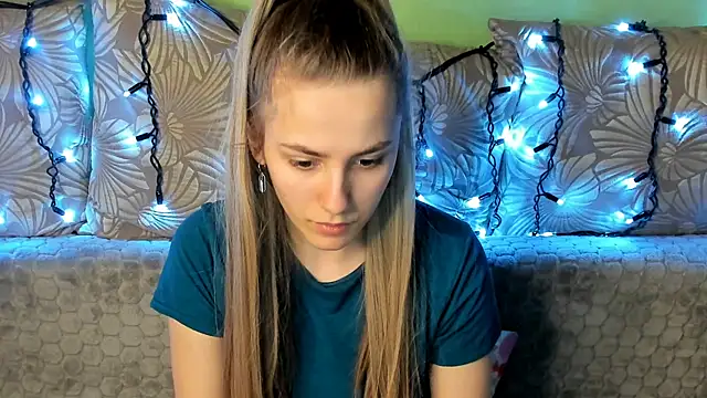 MaggieCake online show from January 27, 2025, 5:14 am