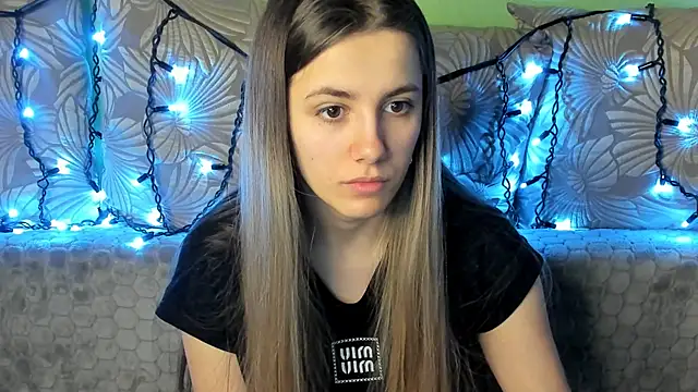 MaggieCake online show from February 25, 2025, 5:19 am