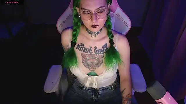 Ginger Stay online show from May 21, 2026, 9:33 pm