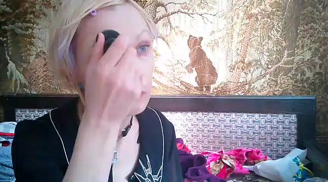 WildMissNiks online show from March 17, 2025, 7:46 am