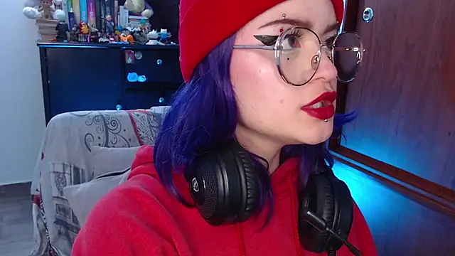 Snapshot of Raventh_ chatting on October 20, 2025, 3:12 pm Raventh online show from October 20, 2025, 3:12 pm