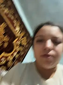 adelline online show from October 14, 2025, 5:25 pm