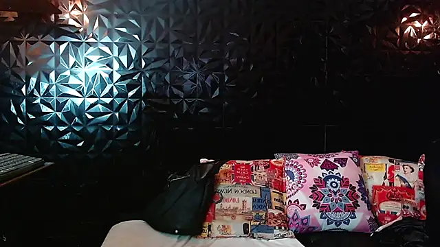 PINK  LOLA1 online show from October 12, 2025, 12:42 am