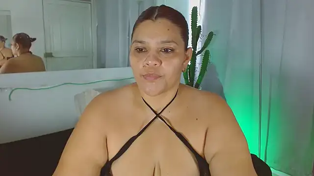 Selenna01 online show from February 2, 2025, 12:35 pm