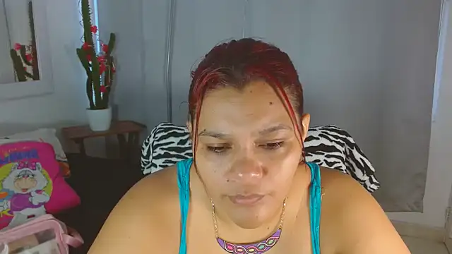 Selenna01 online show from February 20, 2025, 12:57 pm