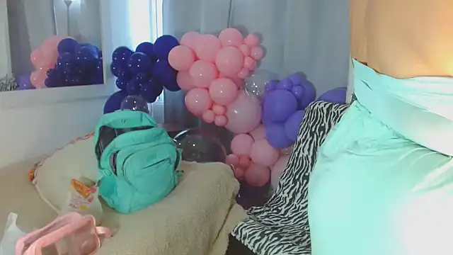 Selenna01 online show from March 6, 2025, 3:56 pm