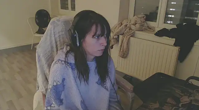 missthon0 online show from December 15, 2024, 5:53 pm