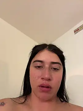 KallyMyller1 online show from May 26, 2026, 7:43 pm