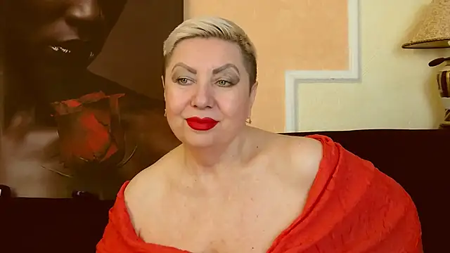 Snapshot of LadyPosh chatting on January 21, 2025, 10:08 pm LadyPosh online show from January 21, 2025, 10:08 pm
