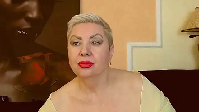 Snapshot of LadyPosh chatting on February 13, 2025, 4:54 am LadyPosh online show from February 13, 2025, 4:54 am