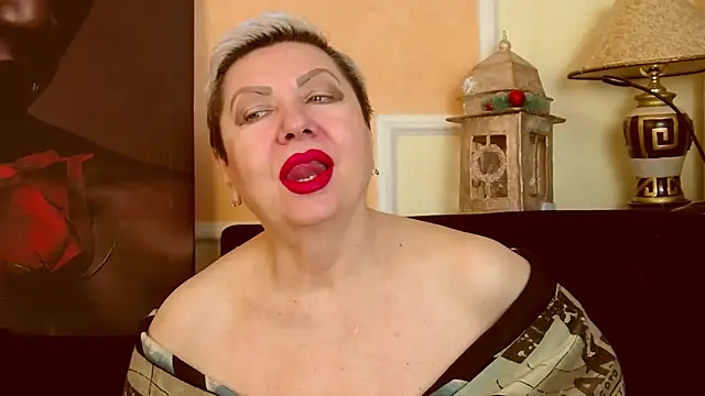 LadyPosh online show from February 19, 2026, 9:16 am