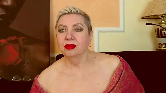 LadyPosh online show from May 14, 2026, 7:42 pm