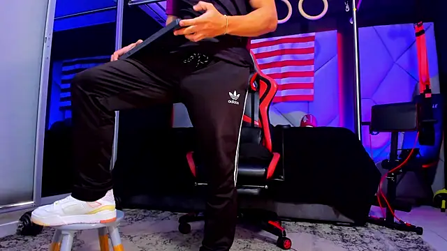 Aydenmiller96 online show from October 7, 2025, 2:47 pm