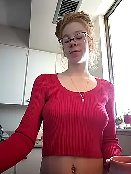 LucidLucy online show from December 22, 2024, 4:06 pm