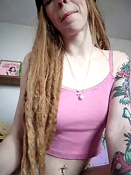 LucidLucy online show from March 7, 2025, 12:56 pm