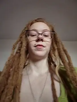 LucidLucy online show from March 13, 2025, 2:01 pm