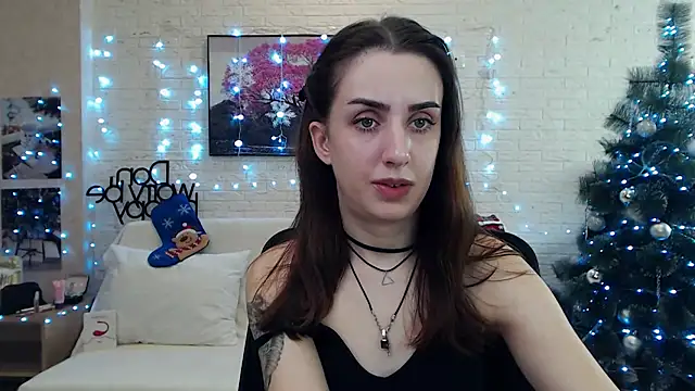 FranceskoJones online show from December 18, 2024, 9:08 pm