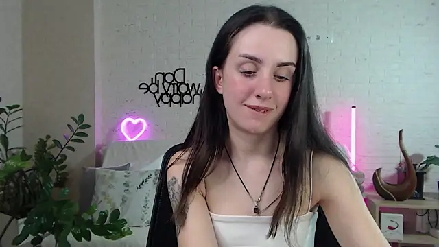 FranceskoJones online show from March 4, 2025, 7:01 pm