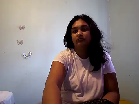 Indianbloom- online show from October 4, 2025, 4:54 am