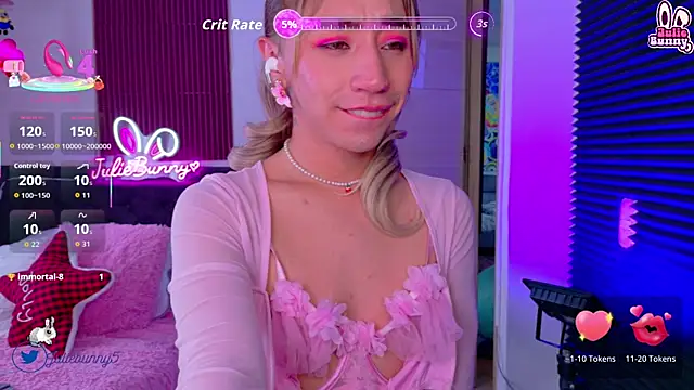 Snapshot of Littlebunny21 chatting on May 30, 2026, 7:33 pm Littlebunny21 online show from May 30, 2026, 7:33 pm