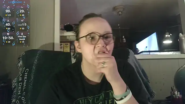 ZeTurtleMaster online show from November 23, 2025, 1:16 am