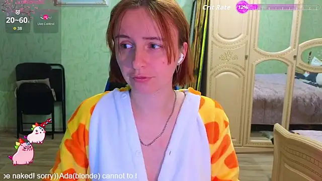 DanaMartina online show from October 16, 2025, 5:19 am