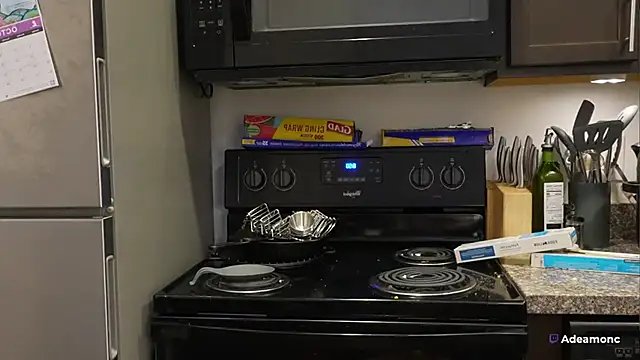 Bubbleliyah online show from October 6, 2025, 10:51 pm