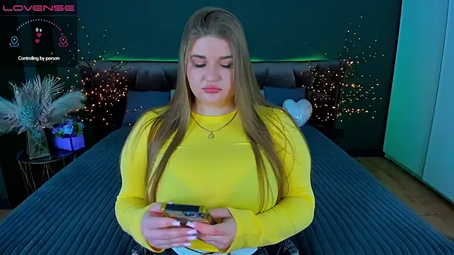 Snapshot of Adele_sugar chatting on February 1, 2026, 1:04 am Adele sugar online show from February 1, 2026, 1:04 am