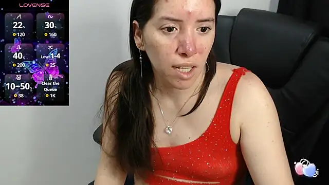 spicey latina online show from October 21, 2025, 1:23 pm