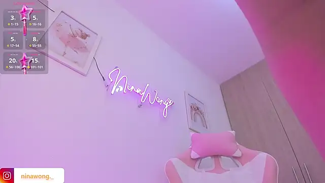 NinaWong online show from November 7, 2025, 9:59 pm