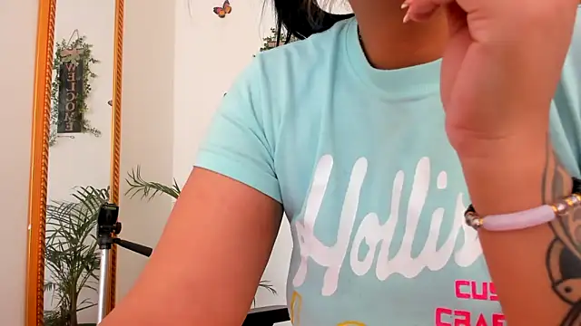 darsha sahu online show from January 8, 2025, 4:33 pm