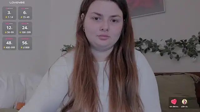 Snapshot of Eva_Shameless chatting on October 25, 2025, 4:13 pm Eva Shameless online show from October 25, 2025, 4:13 pm