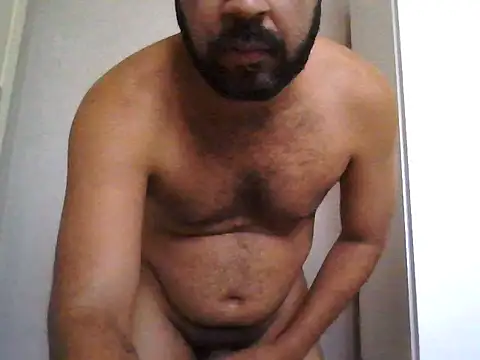 Snapshot of Jhonny-G chatting on March 24, 2026, 5:18 pm Jhonny-G online show from March 24, 2026, 5:18 pm