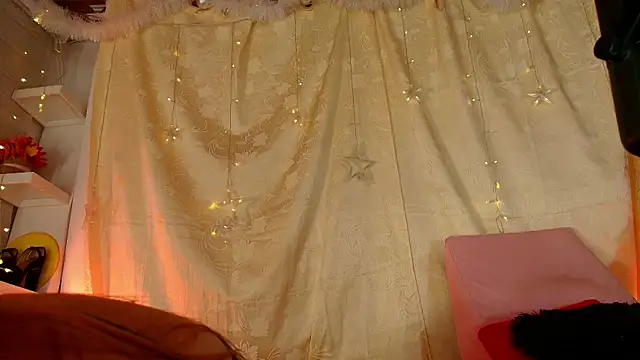 emyli sw  online show from December 5, 2024, 3:04 am