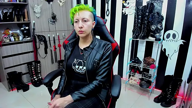 Mistress Yelena online show from December 11, 2024, 9:12 pm