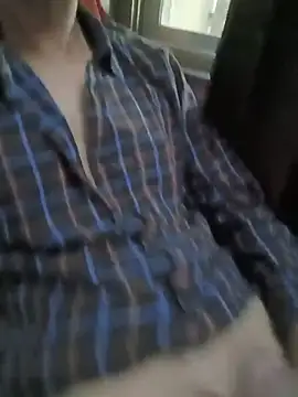 Snapshot of dreamtoungelick69 chatting on June 21, 2026, 10:18 am dreamtoungelick69 online show from June 21, 2026, 10:18 am